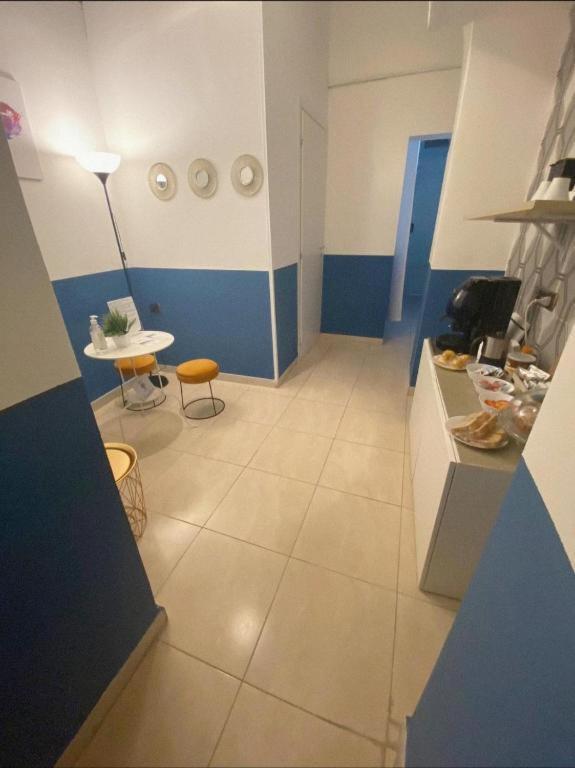 Domus Luigi Leone 2 Acomodação com café da manhã Nápoles Exterior foto